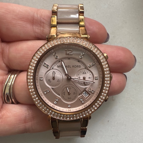 Michael Kors Diamond Watch - Picture 1 of 1
